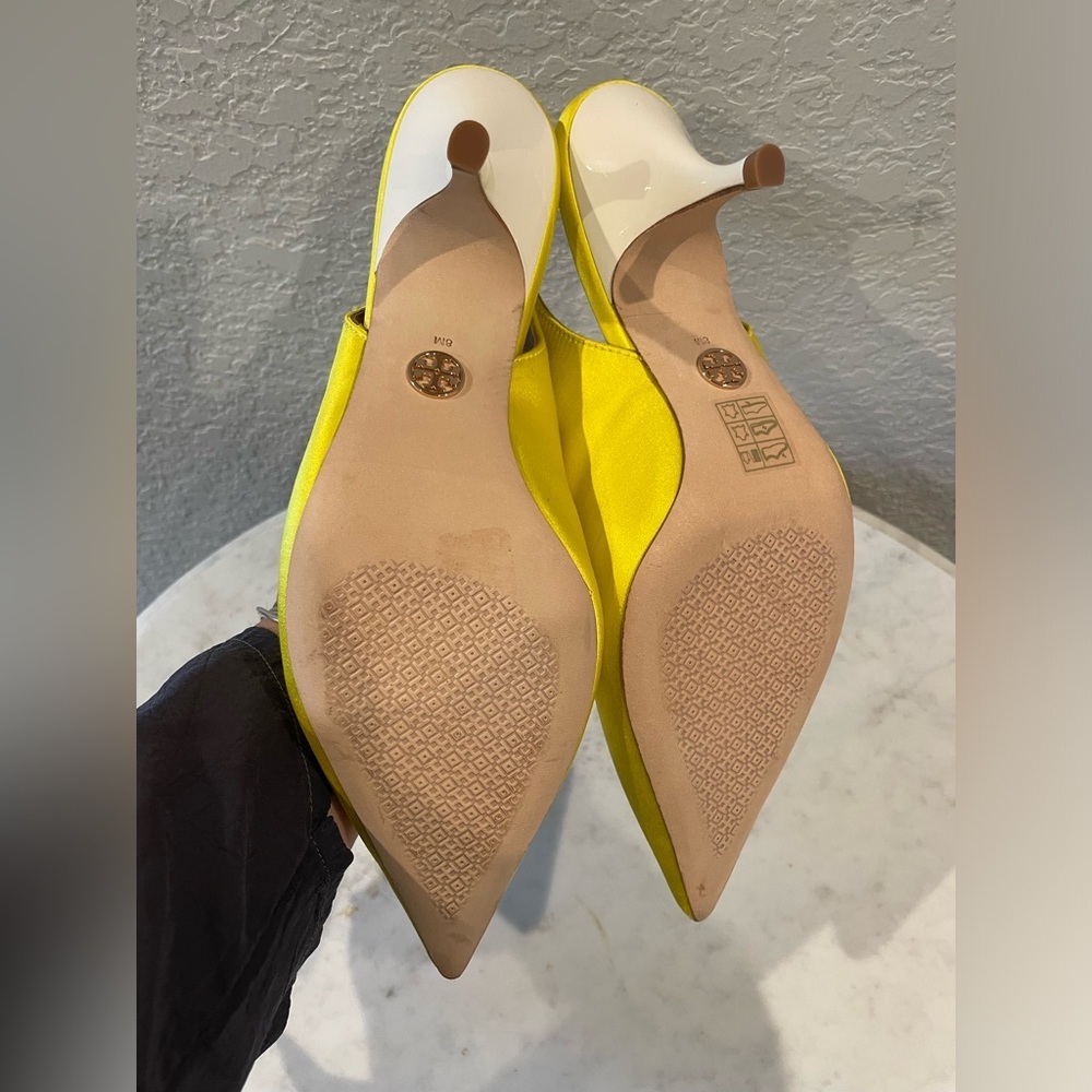 Tory Burch Runway Women’s Satin Slingback Pump Size 8, Yellow - Picture 9 of 10